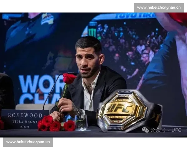 托普里亚：UFC 双冠王的精准预言与暴力美学